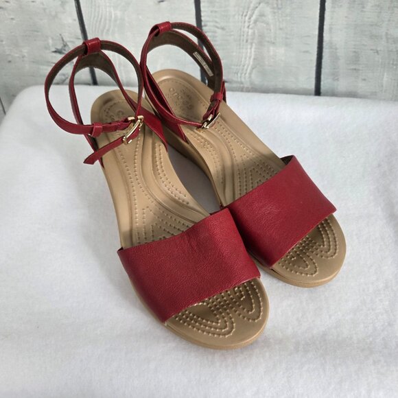 Crocs Leigh Ann Ankle Strap Leather Wedge Sandal Women Size 8 Garnet Red Comfort - Picture 4 of 10